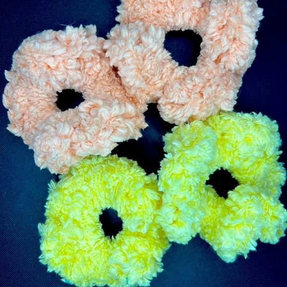Hair Scrunchies FOR SALE - Picture 11 of 15